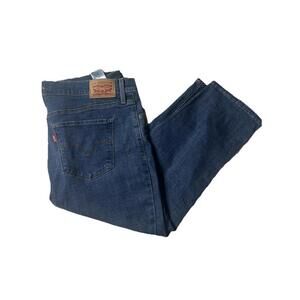 Levis Womens Jeans Blue Classic Straight Leg Five Pockets Size 32. BQ